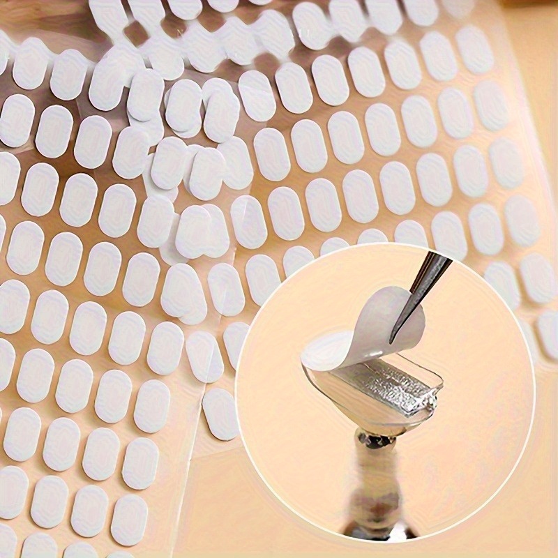Nail Art Rame - ネイルアートディスプレイ粘着タブ2個、付け爪マニキュアチップホルダー用両面粘着テープ、クリアネイルスタンドステッカー