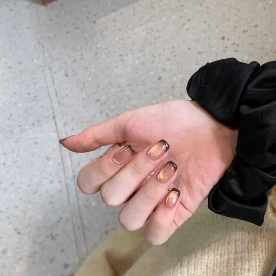 Nail Art Red Wine Cat Eye - 10個入り ショートフレンチプレスオンネイル キャットアイデザイン ワインレッド スイートキュート ハンドメイド