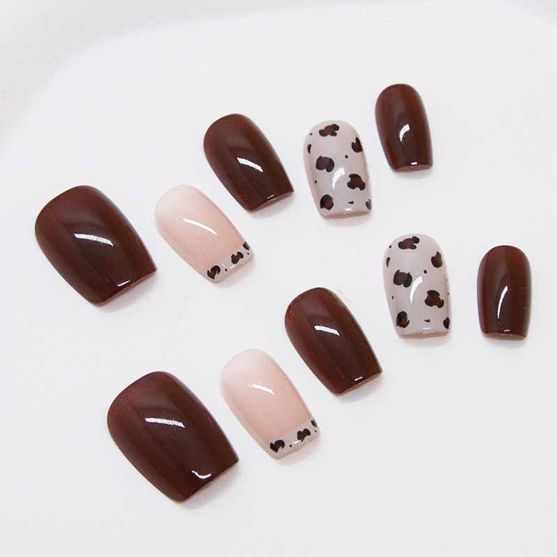 Nail Art Red Wine Cat Eye - 女性用の取り外し可能な偽のネイル,手作り,愛らしい,イチゴ,赤ワイン,プレス,シンプル,キャットアイ,10個