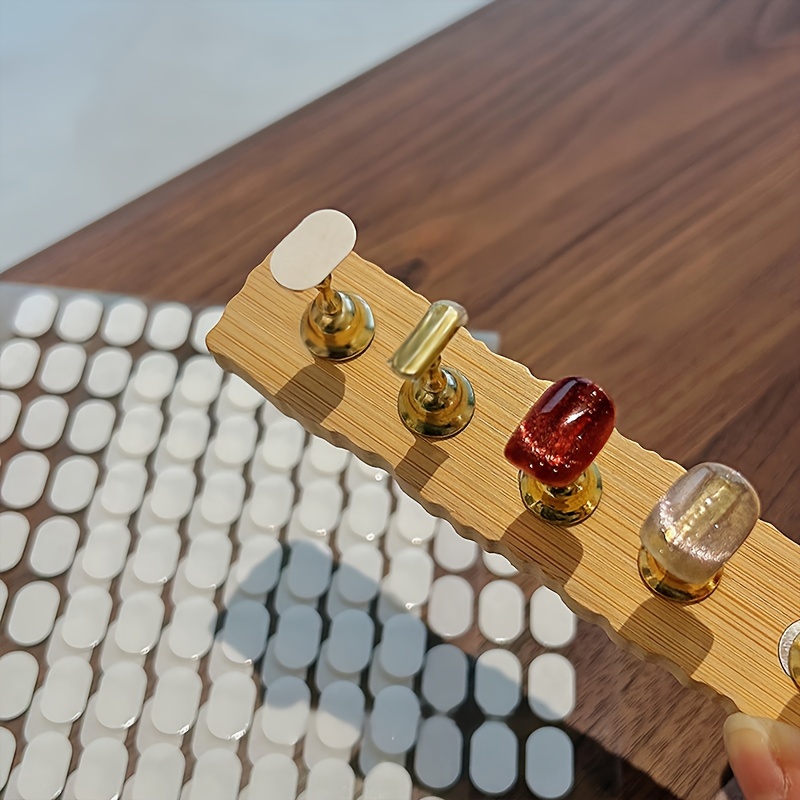 ネイルアートディスプレイ粘着タブ2個、付け爪マニキュアチップ - Nail Art Rame のレビューと価格