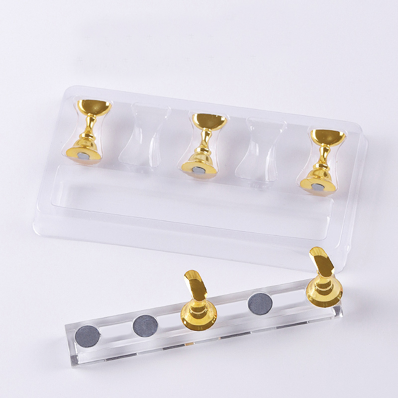 5/30 ピース/セット磁気ネイルホルダー偽ネイルチップ練習 - Nail Art Rame のレビューと価格