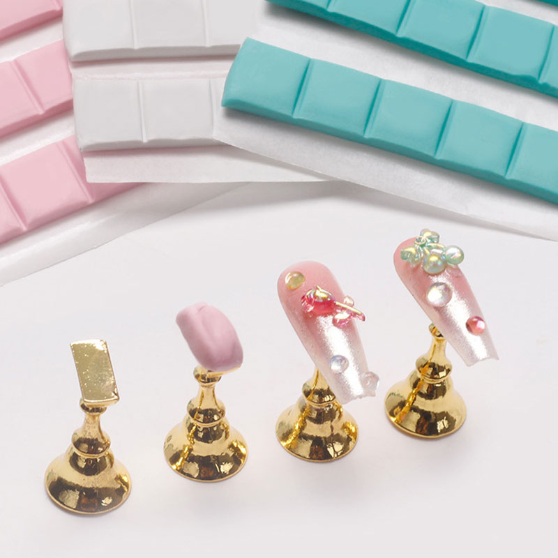 1 パックネイル接着剤粘土スティック爪のヒントホルダースタン - Nail Art Rame のレビューと価格