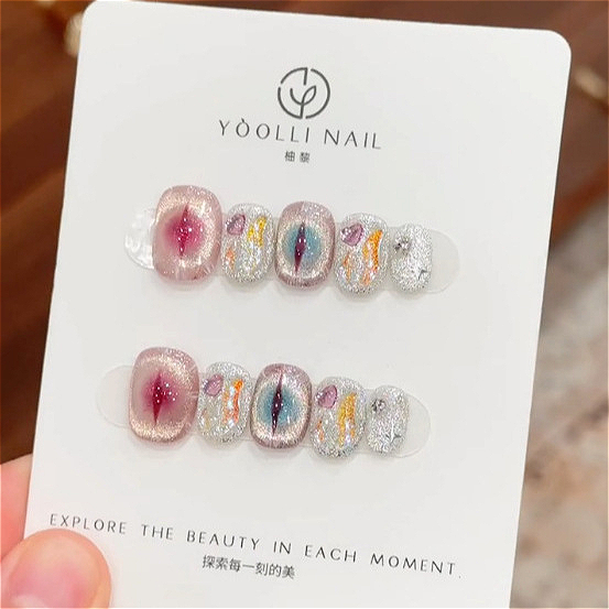 10個入り パープル ショート ラウンドヘッド つけ爪 キラ - Nail Art Eye Cat のレビューと価格