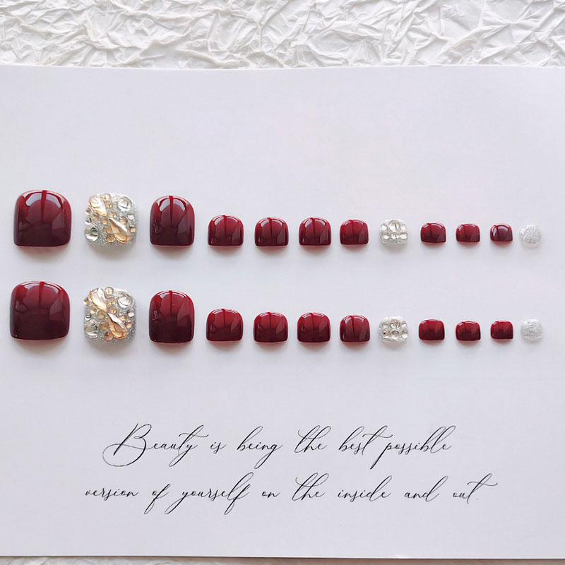 24枚入り ガールズ フェイク トゥネイル バーガンディ シ - Nail Art Burgundy のレビューと価格