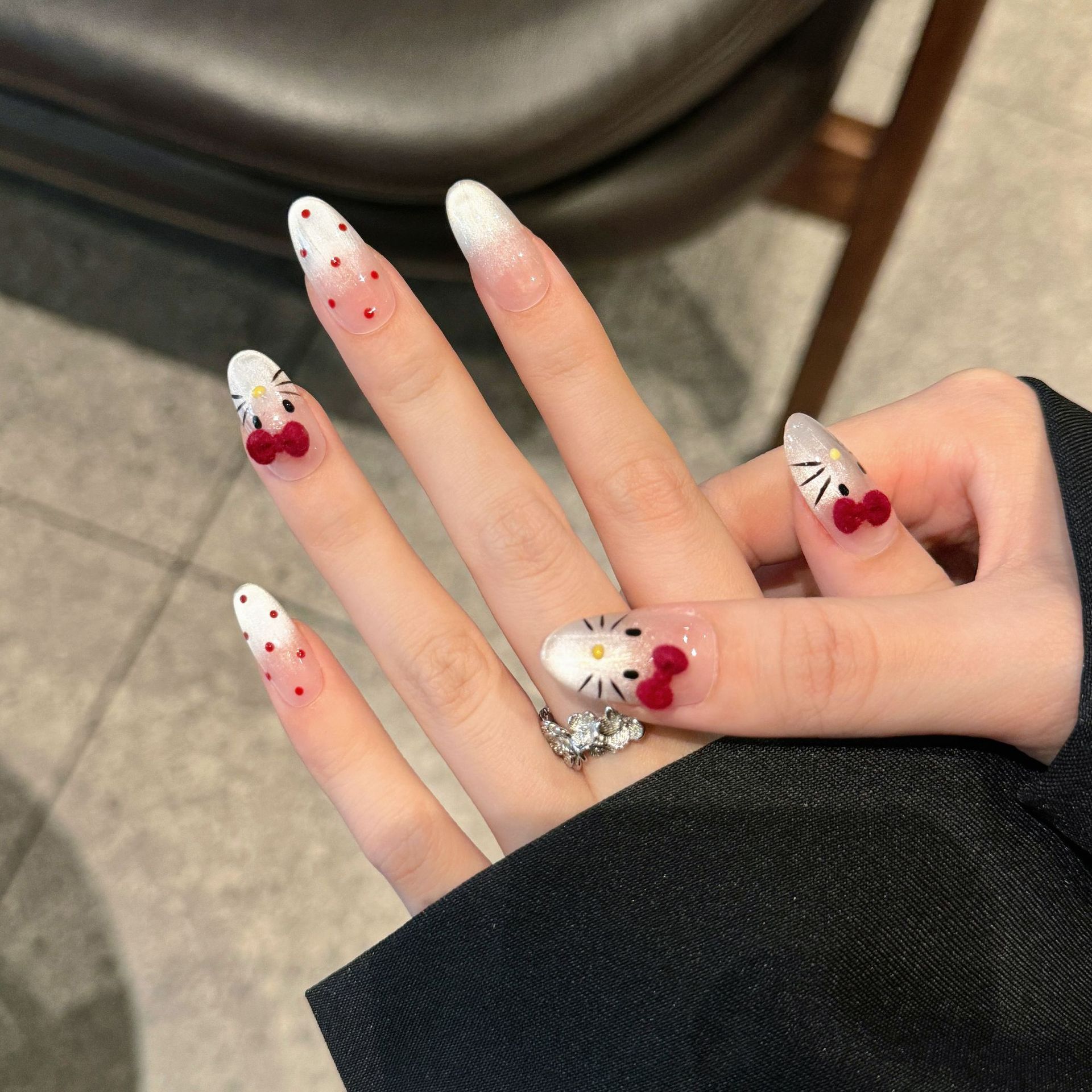 10個入り純手作りオーバルネイルアート、美しいつけ爪、キュー - Nail Art Eye Cat のレビューと価格