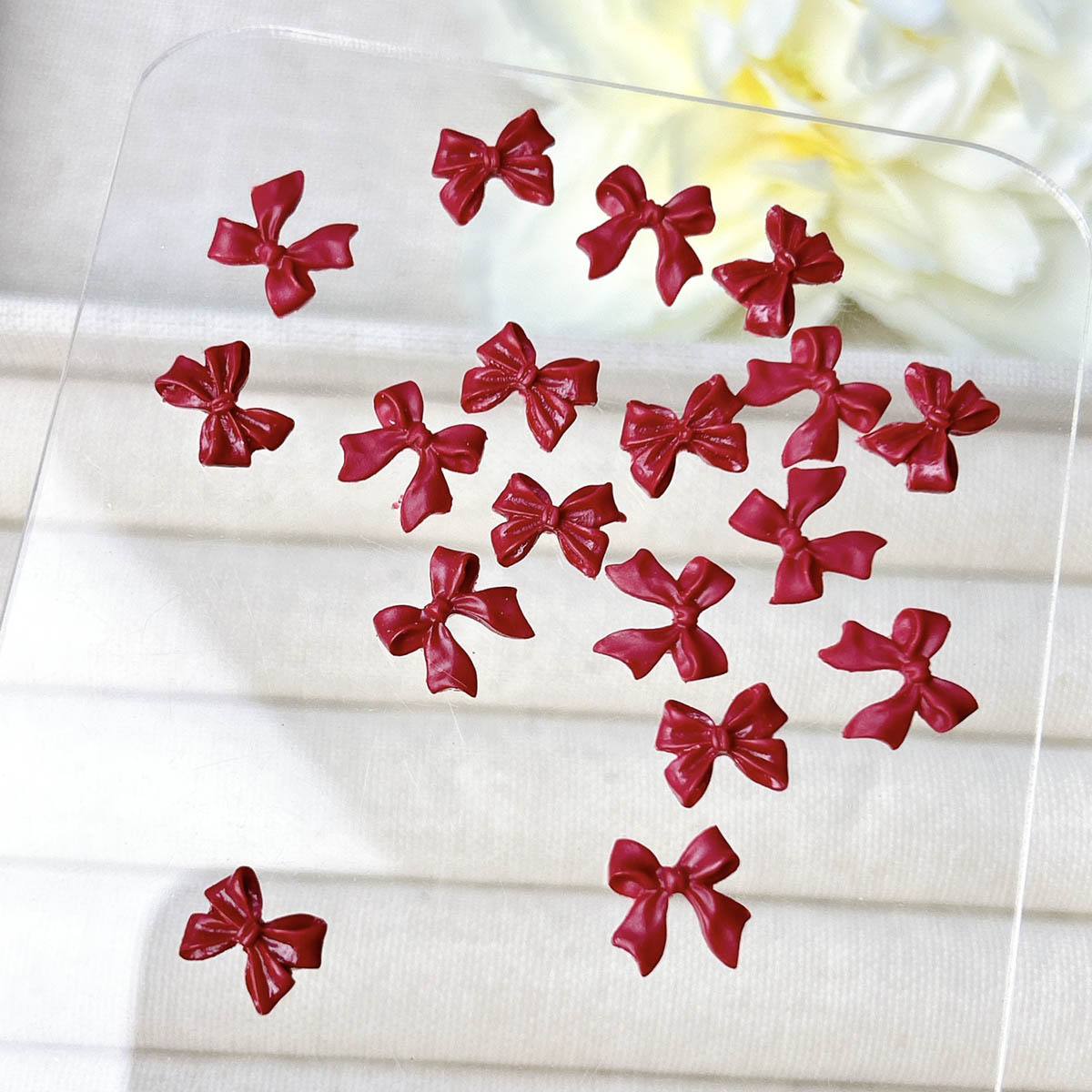 50 個バーガンディ 3D アクリル弓ネイルアートチャームワ - Nail Art Burgundy のレビューと価格
